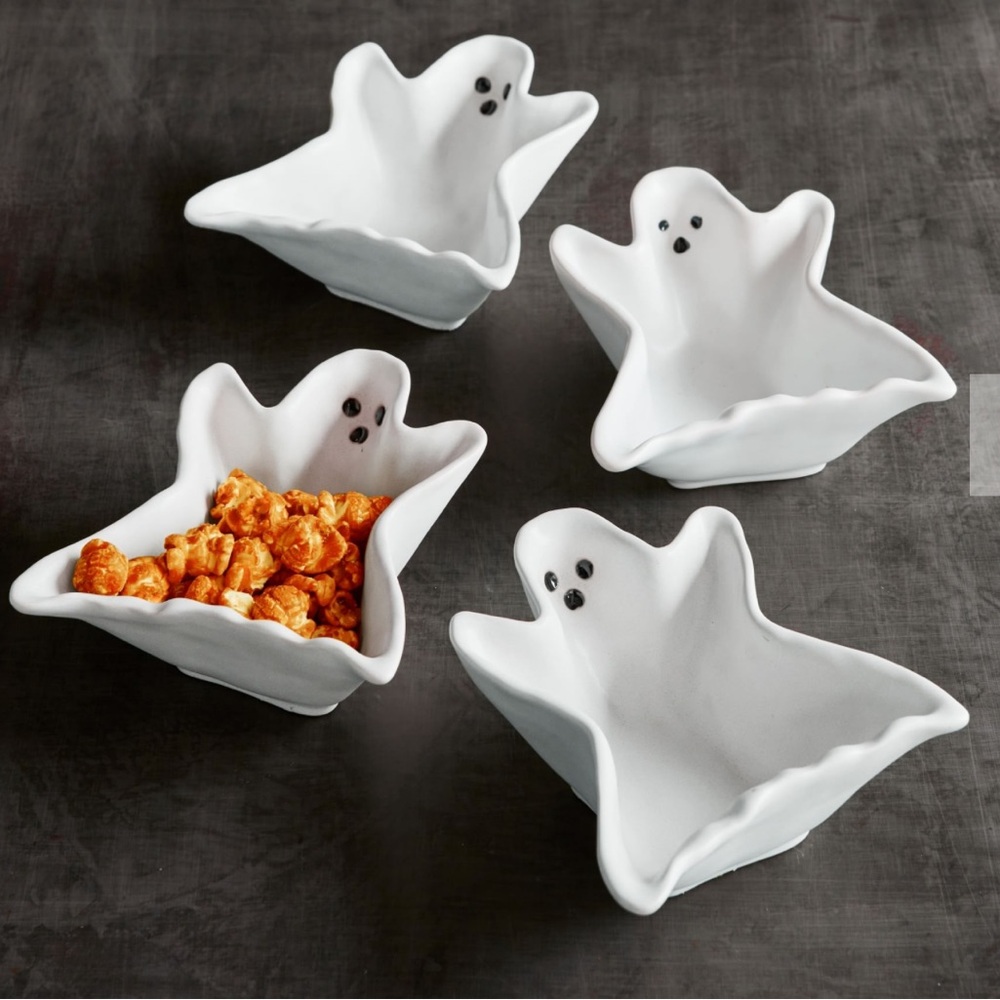 Pottery barn ghost bowls
